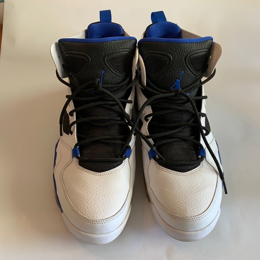 Like new Air Jordans size 11.5